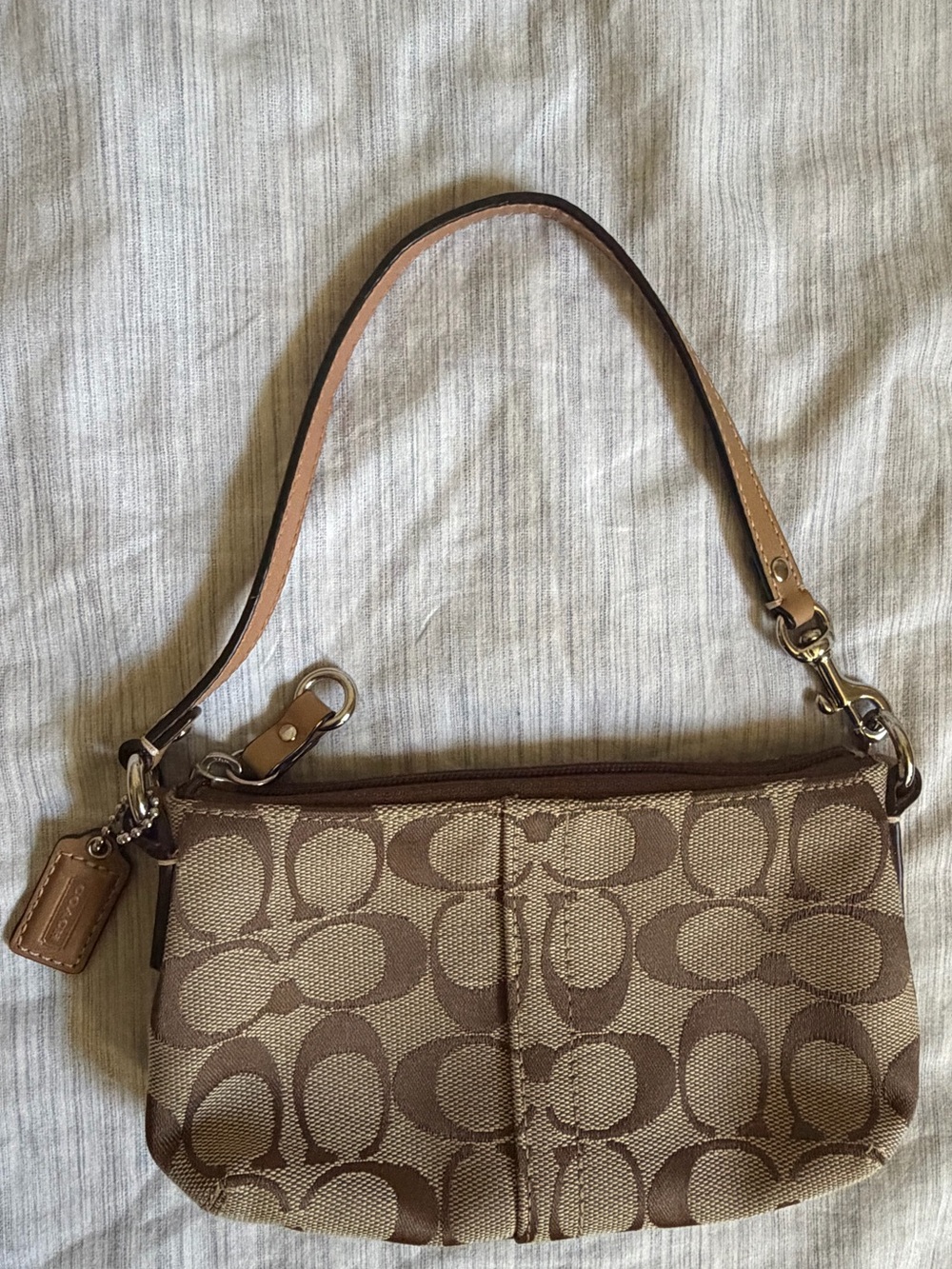 Vintage Coach Mini Pochette Wristlet-Bag
